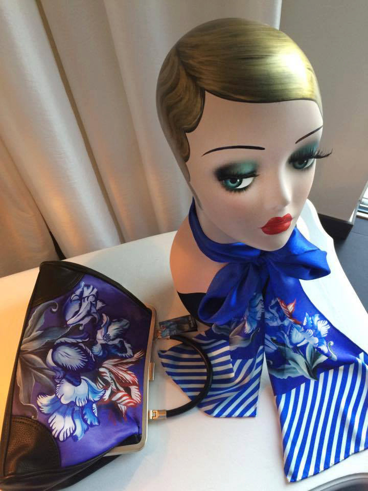 Silk scarf, Porcelain