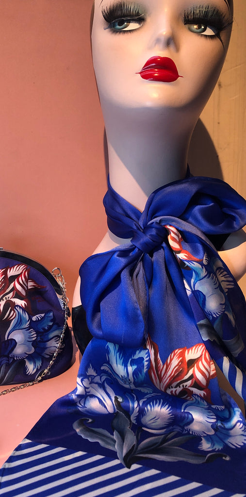 Silk scarf, Porcelain